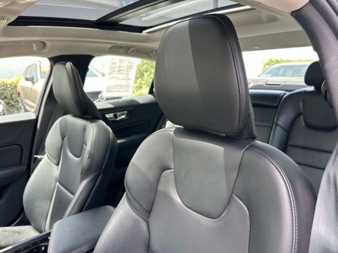Certified 2024 Volvo S60 B5 Core image 18