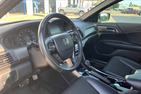 Used 2017 Honda Accord Sport image 17