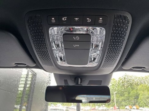 Used 2025 Mercedes-Benz GLA 250 4MATIC image 35