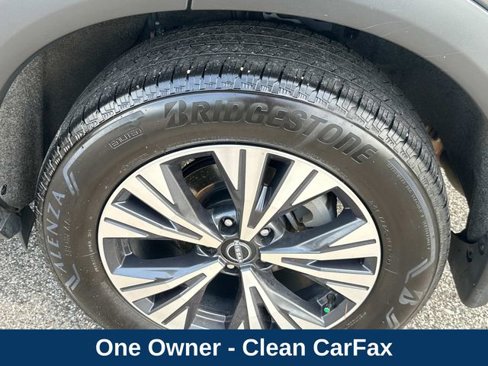 Used 2023 Nissan Rogue SV w/ SV Premium B Package image 17