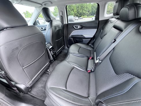Certified 2022 Jeep Compass Latitude w/ Convenience Group image 12