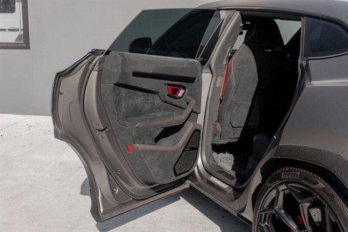 Used 2023 Lamborghini Urus Performante image 59