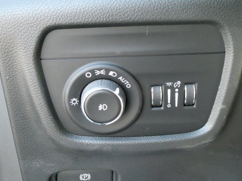 Used 2021 Jeep Grand Cherokee L Overland w/ Luxury Tech Group IV image 30