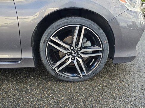 Used 2017 Honda Accord Sport Special Edition image 9
