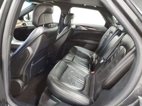 Used 2017 Lincoln MKZ Select image 16
