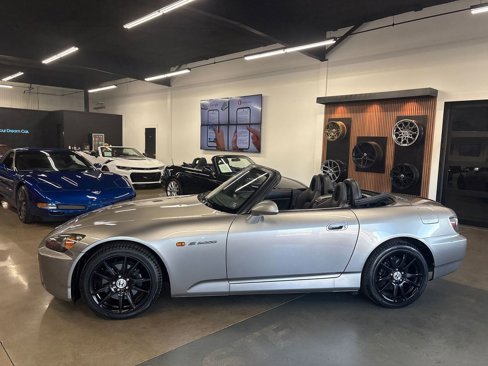 Used 2005 Honda S2000 image 4