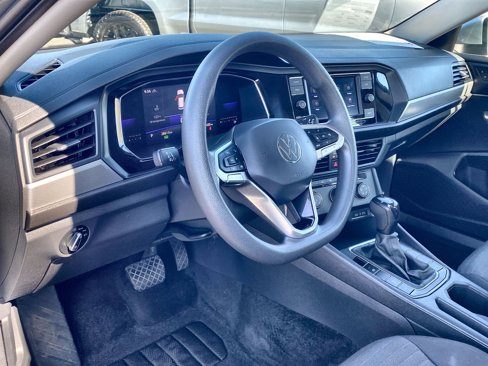 Used 2022 Volkswagen Jetta S image 11