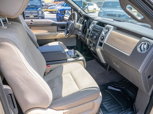 Used 2012 Ford F150 XLT w/ XLT Chrome Pkg image 16