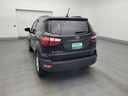 Used 2018 Ford EcoSport SE image 6