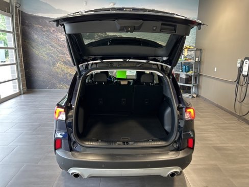 Used 2021 Ford Escape Titanium image 26