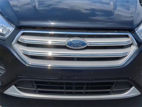 Used 2019 Ford Escape SE image 34