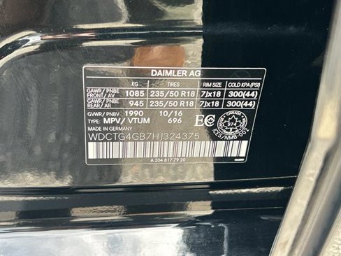 Used 2017 Mercedes-Benz GLA 250 4MATIC image 24