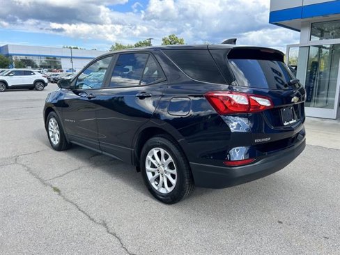 Used 2020 Chevrolet Equinox LS w/ LS Convenience Package image 3