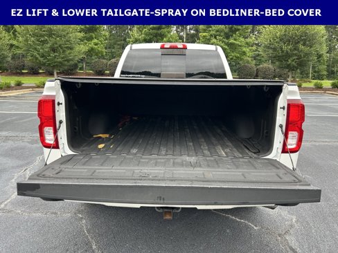 Used 2018 Chevrolet Silverado 1500 High Country image 14