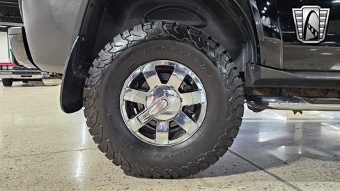 Used 2007 HUMMER H3 image 6