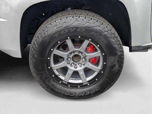 Used 2017 Chevrolet Colorado Z71 image 24