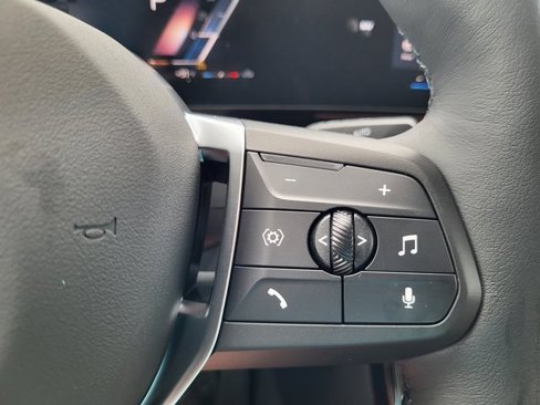 New 2025 BMW X2 xDrive28i w/ Convenience Package image 19