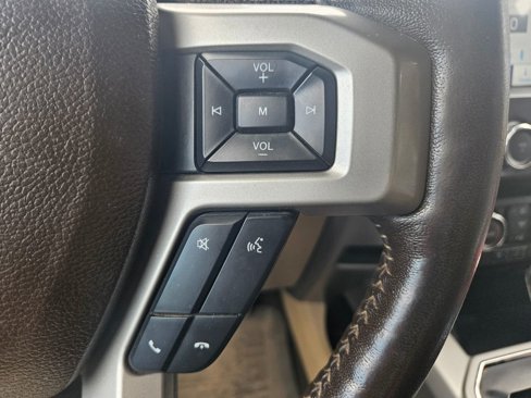 Used 2019 Ford F150 Lariat image 10