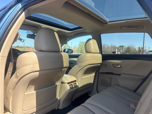 Used 2009 Toyota Venza image 17