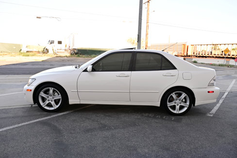 Used 2001 Lexus IS 300 image 3