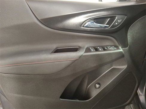 Used 2022 Chevrolet Equinox RS image 16