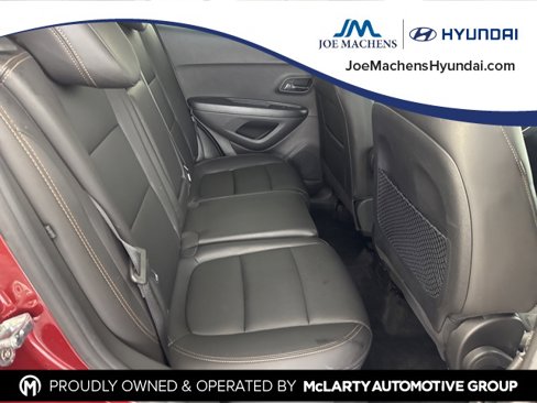 Used 2021 Chevrolet Trax LT w/ Premium Seat Package image 27