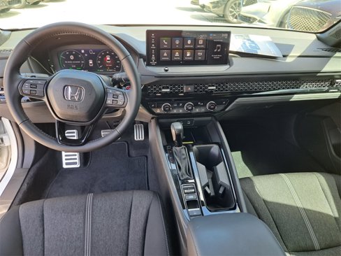 Used 2025 Honda Accord Sport image 11