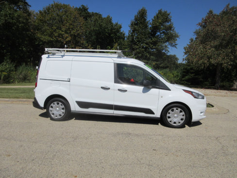 Used 2021 Ford Transit Connect XLT image 6