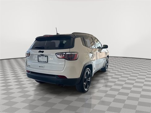 Used 2020 Jeep Compass Latitude image 11