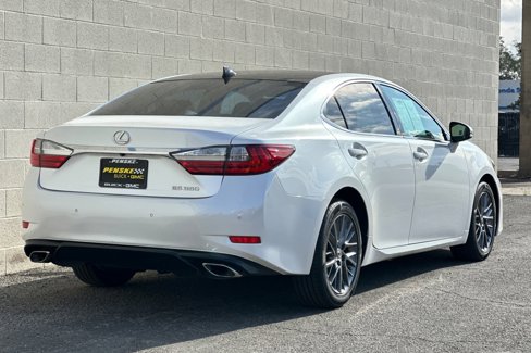 Used 2018 Lexus ES 350 w/ Navigation System Package image 4