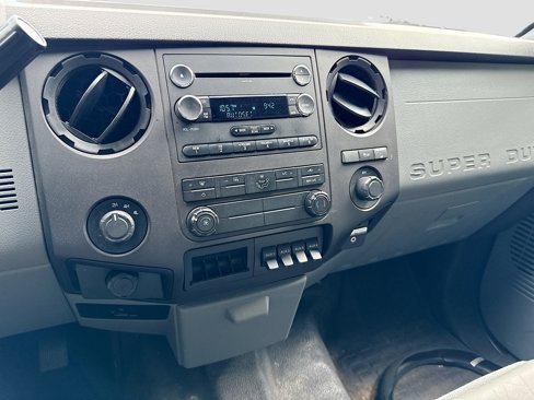 Used 2013 Ford F250 XL w/ PWR Equipment Group image 8