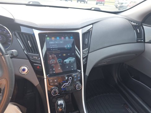Used 2011 Hyundai Sonata Limited image 15