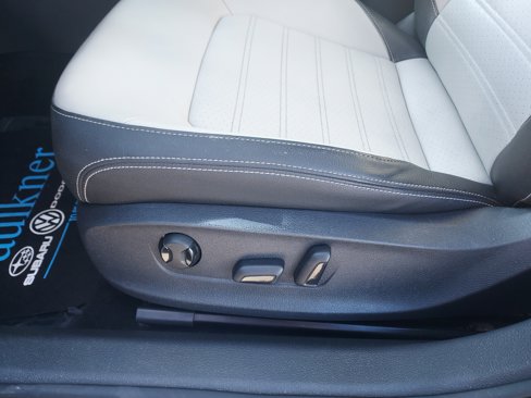 Used 2014 Volkswagen Passat 1.8T Sport image 15