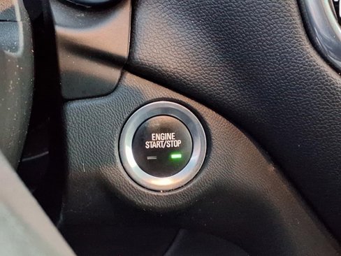 Used 2019 Chevrolet Equinox LT image 28