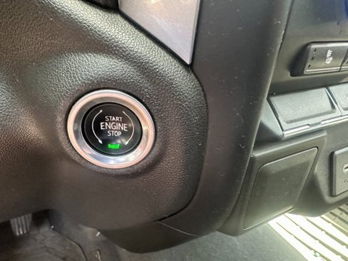 Used 2020 Chevrolet Silverado 1500 LT w/ Convenience Package image 28