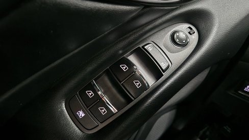 Used 2015 INFINITI Q50 Premium w/ Deluxe Touring Package image 39