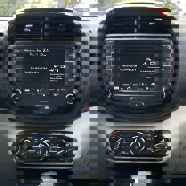 Used 2023 Kia Soul LX image 15