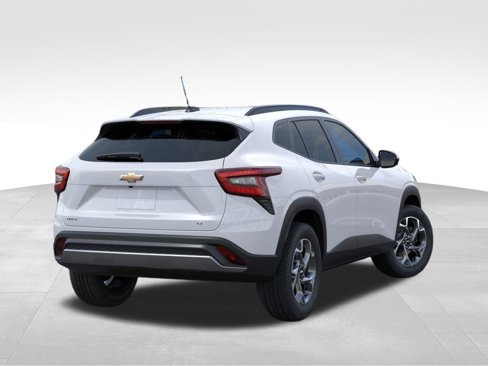New 2025 Chevrolet Trax LT image 4