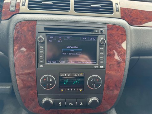 Used 2009 Chevrolet Avalanche LTZ image 15