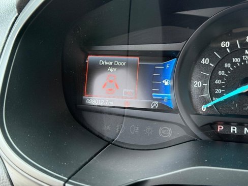 Certified 2022 Ford Edge ST-Line w/ Cold Weather Package image 16