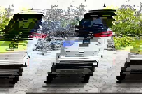 Certified 2022 Ford Edge SEL w/ Convenience Package image 4