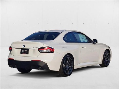 Used 2025 BMW 230i xDrive Coupe w/ Premium Package image 2