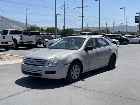 Used 2008 Ford Fusion S image 4