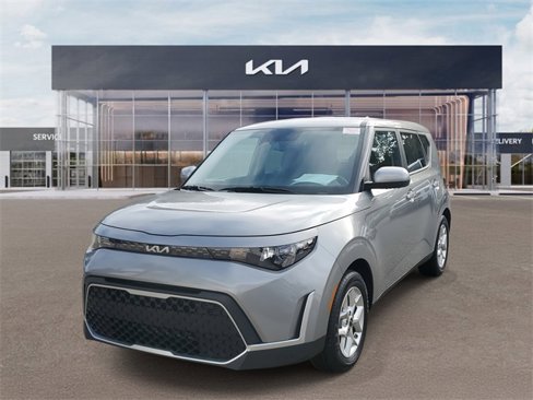 Used 2025 Kia Soul S image 3