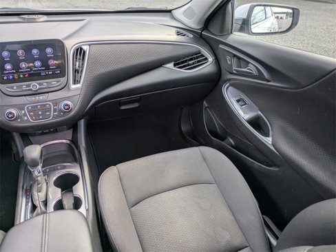 Used 2024 Chevrolet Malibu LT image 18
