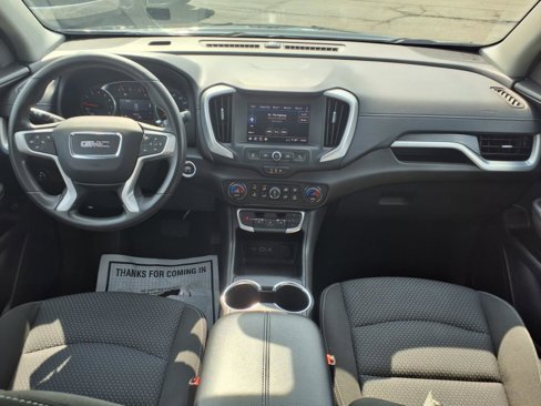 Used 2022 GMC Terrain SLE w/ Driver Convenience Package image 9