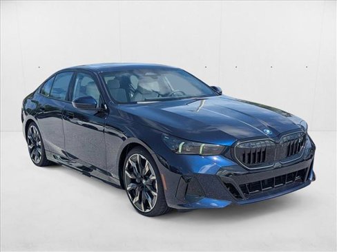 New 2026 BMW i5 eDrive40 w/ M Sport Package image 6