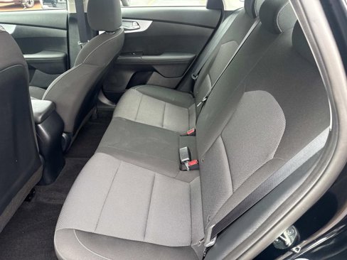 Used 2024 Kia Forte LX image 13