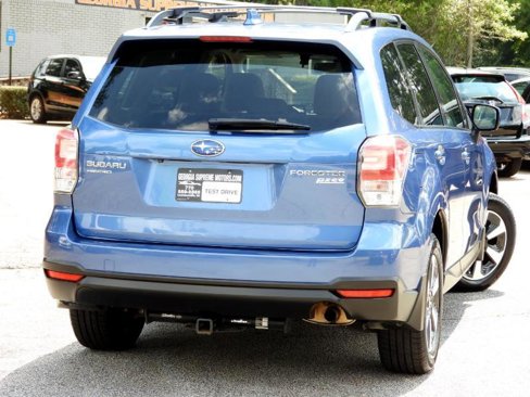 Used 2017 Subaru Forester 2.5i Premium image 7