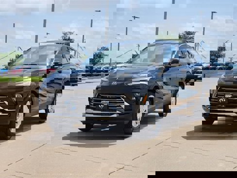 New 2025 Buick Envista Preferred w/ Advanced Safety Package image 3
